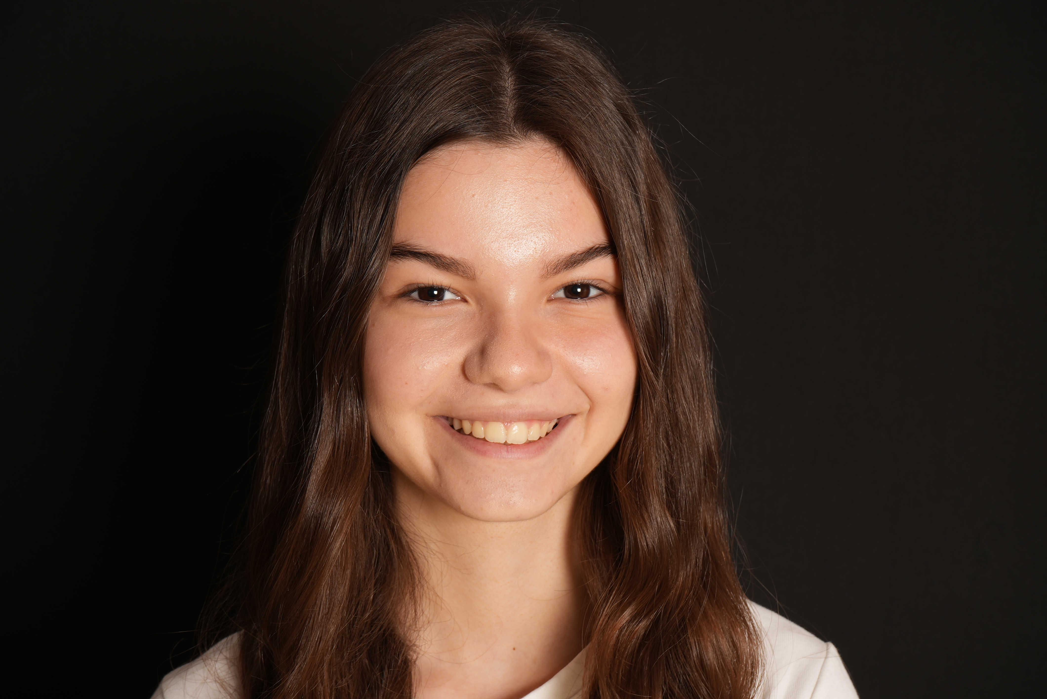 Ecem Özgür